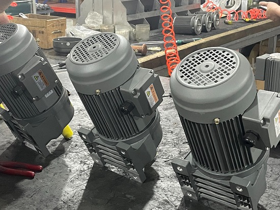 三相齒輪減速電機